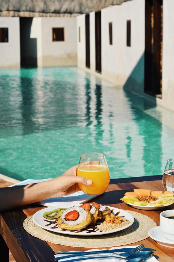 Hotel Boutique Punta Caliza - Adults Oriented ホルボックス島 エクステリア 写真